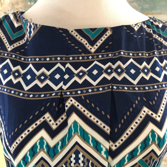 ✨SALE✨ Dress • Small • Darted Neckline - Picture 3 of 8